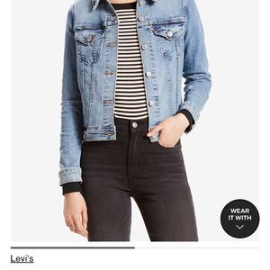 Womens Levi’s Denim Jacket
